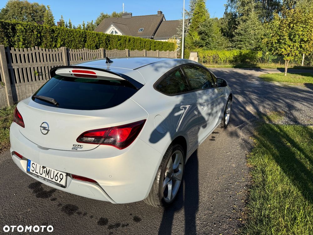 Opel Astra 2013 photo 5