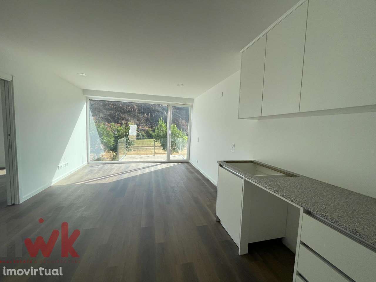 Moradia T0+1 em Pomares - Grande imagem: 3/26