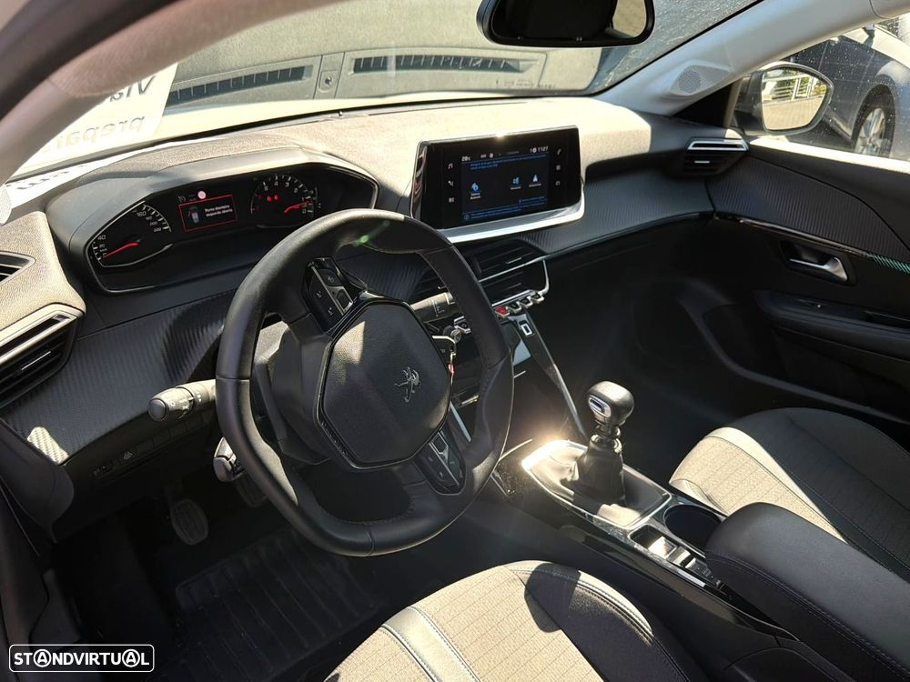 Peugeot 208 1.5 BlueHDi Allure - 4