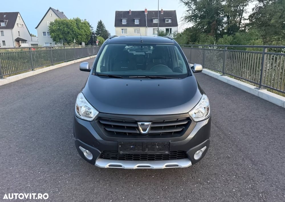 Dacia Lodgy 1.5 dCi Stepway - 1