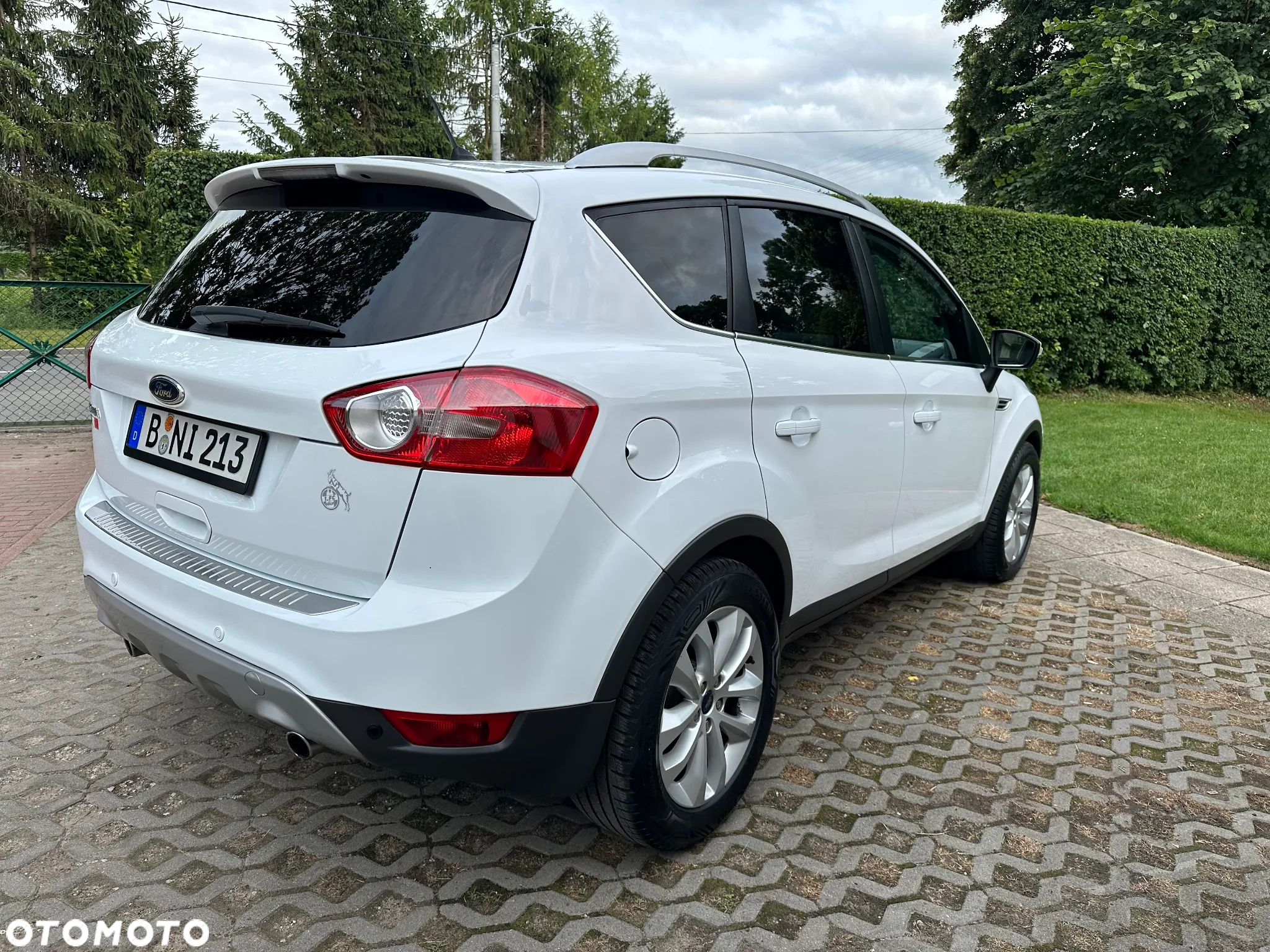 Ford Kuga 2.0 TDCi 4WD Titanium - 4