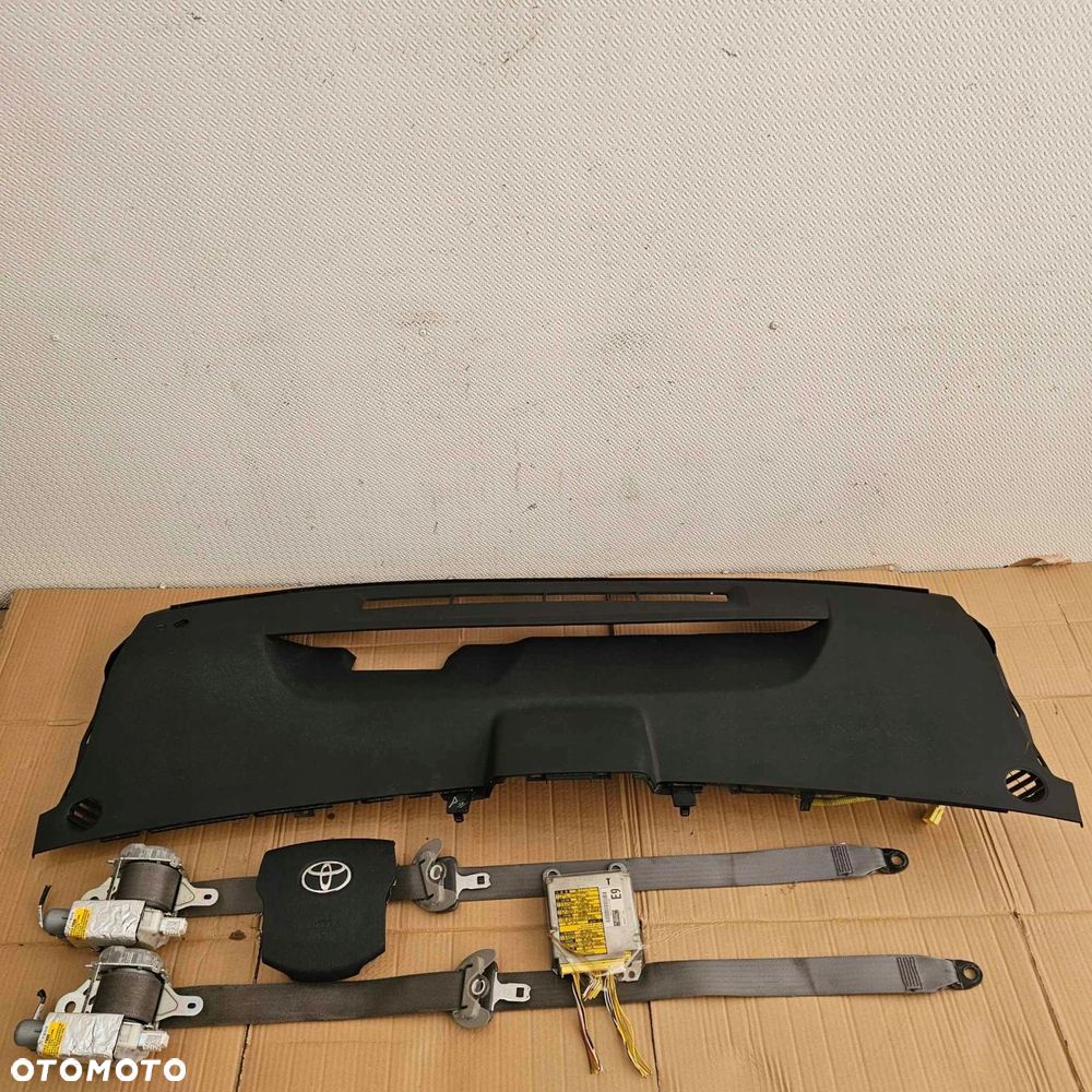 toyota prius ii 2 konsola deska kokpit pasy poduszka airbag oryginał - 1