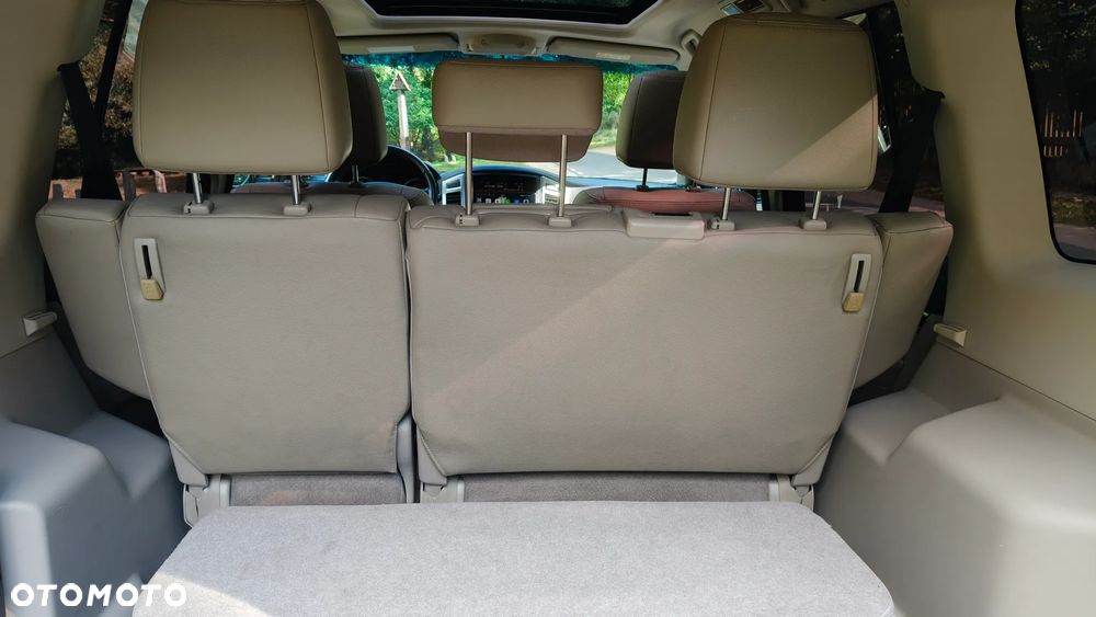 Mitsubishi Pajero - 17