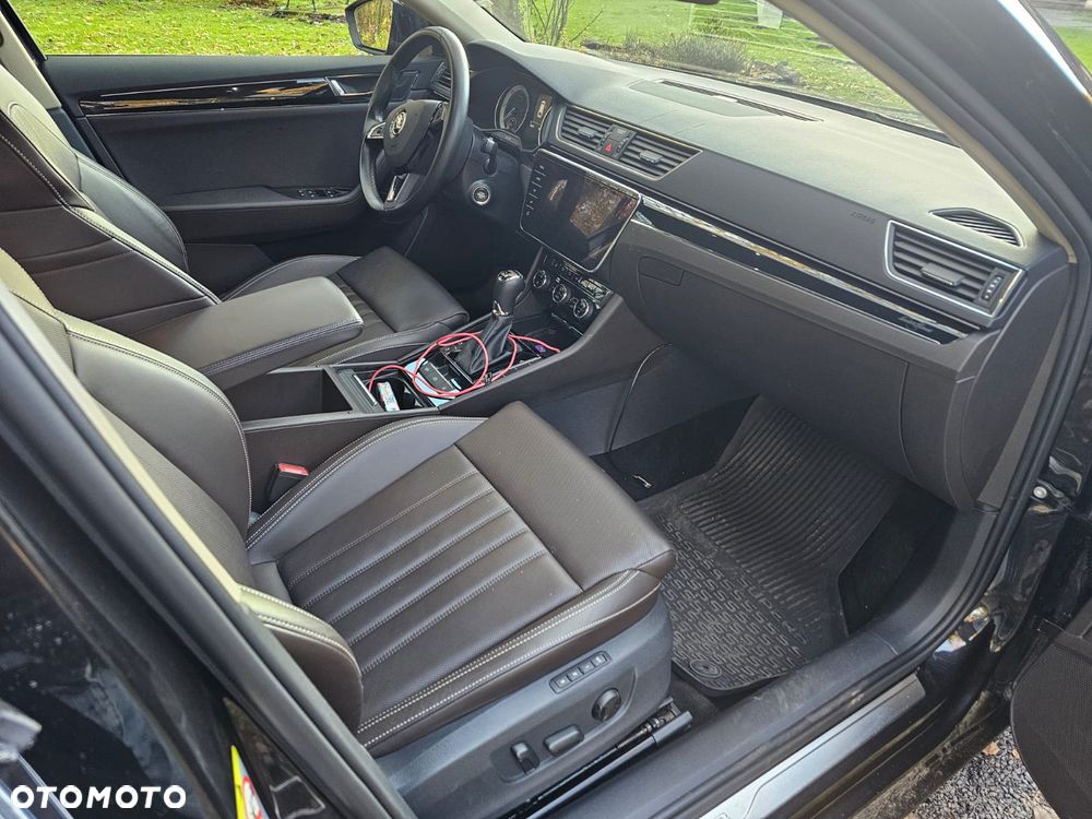 Skoda Superb 2.0 TDI SCR 4x4 L&K DSG - 2
