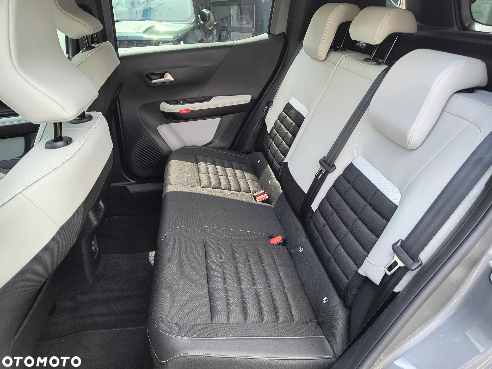 Citroën C3 Aircross 1.2 PureTech Max S&S EAT6 - 9