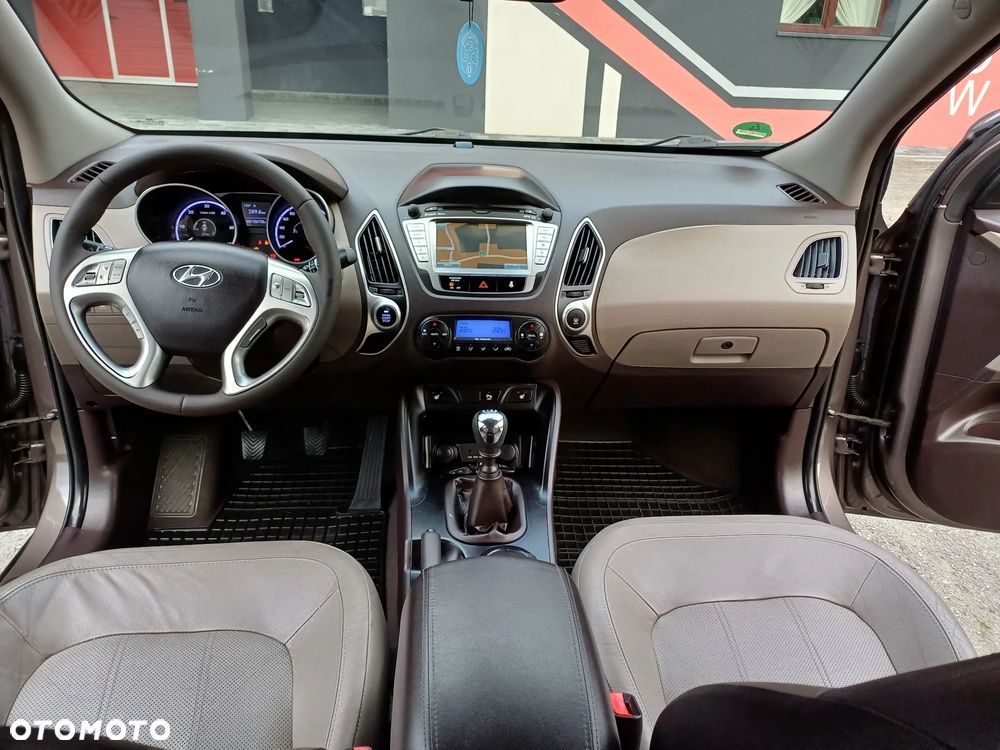 Hyundai ix35 2.0 CRDi 4WD Premium - 11