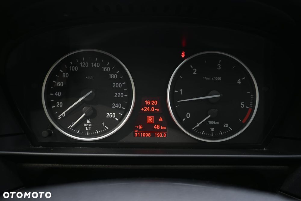 BMW Seria 5 530d - 32