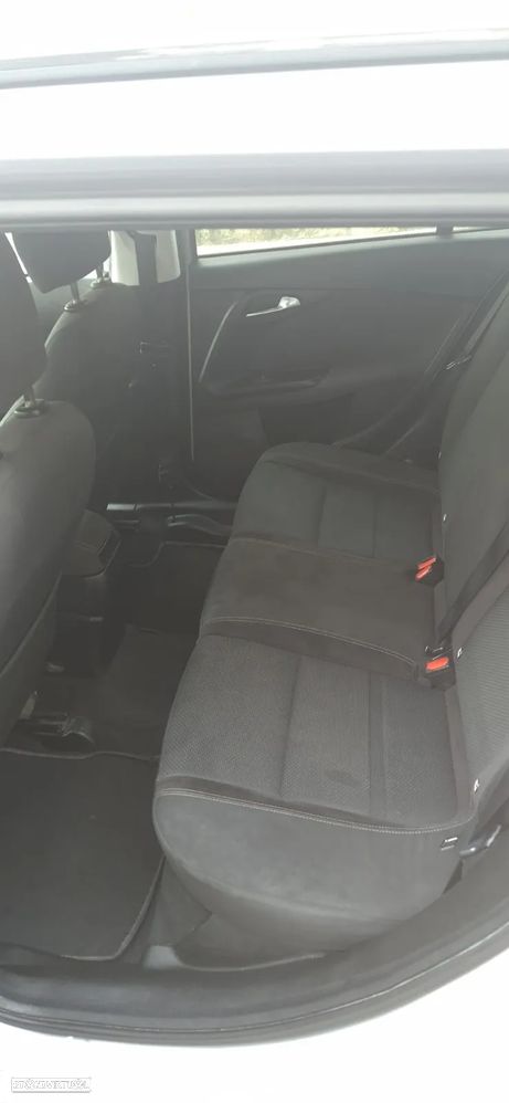 Fiat Tipo Station Wagon 1.3 M-Jet Lounge J17 - 12