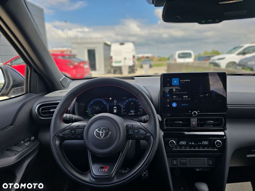 Toyota Yaris Cross Hybrid 1.5 GR Sport - 15