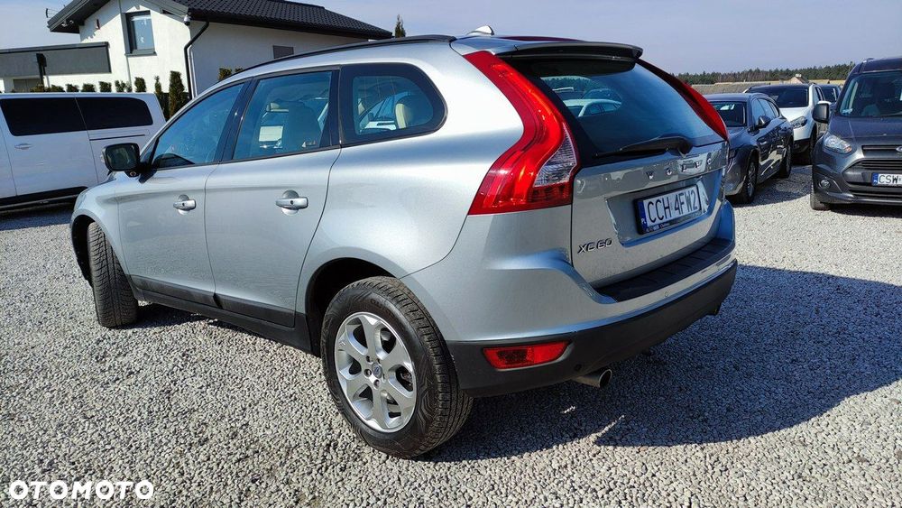 Volvo XC 60 - 4