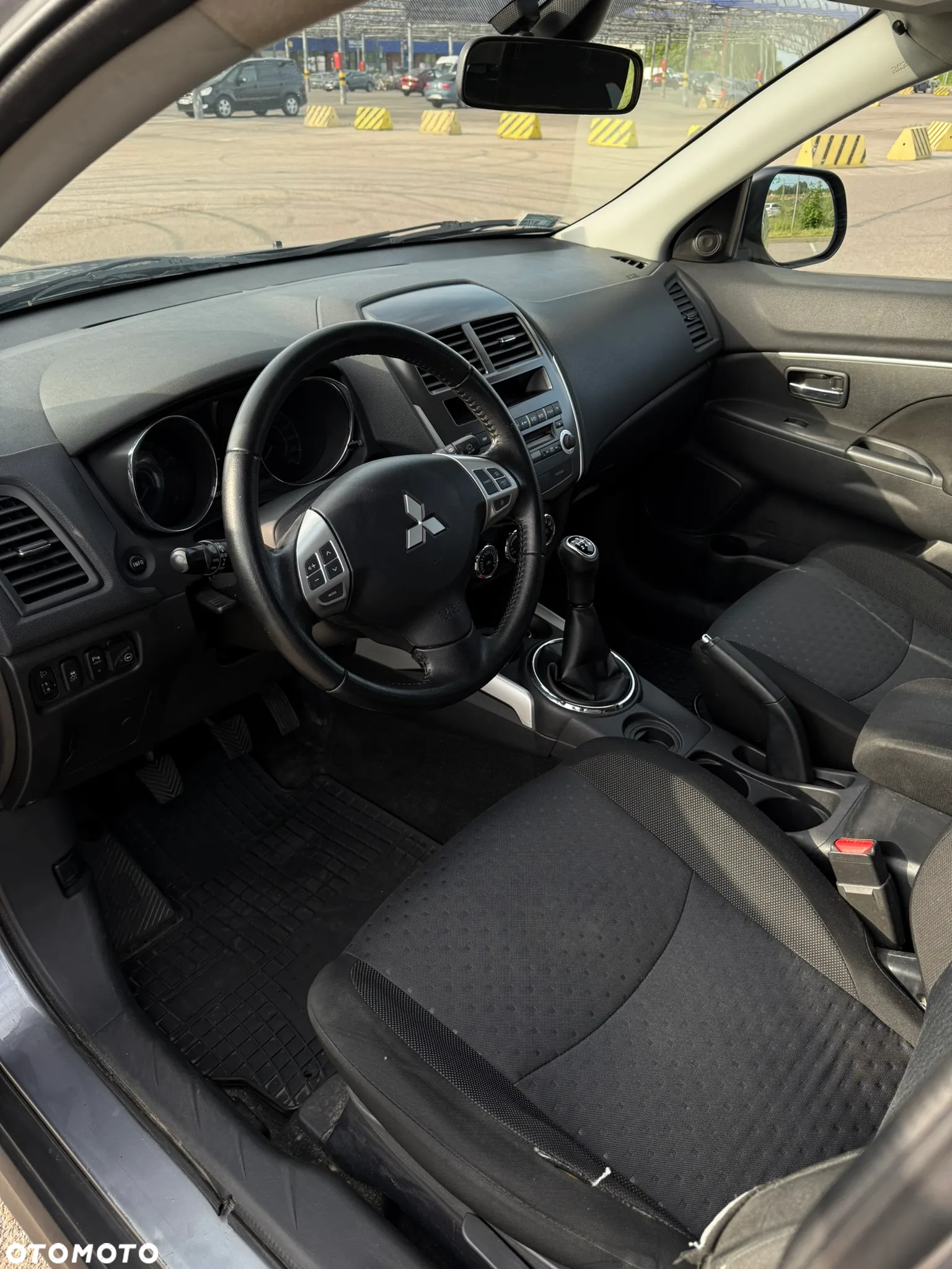 Mitsubishi ASX - 11
