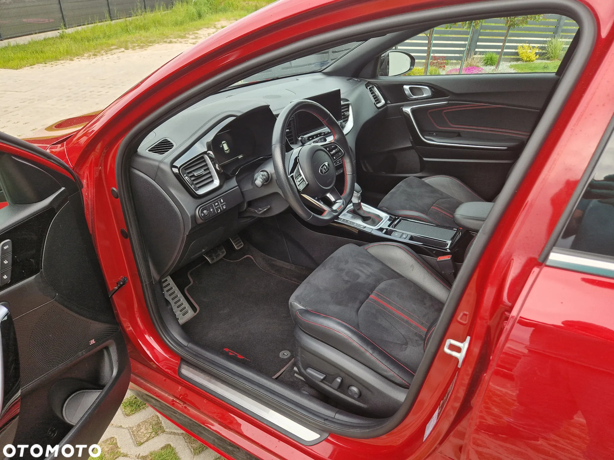 Kia ProCeed 1.6 T-GDI GT DCT - 19