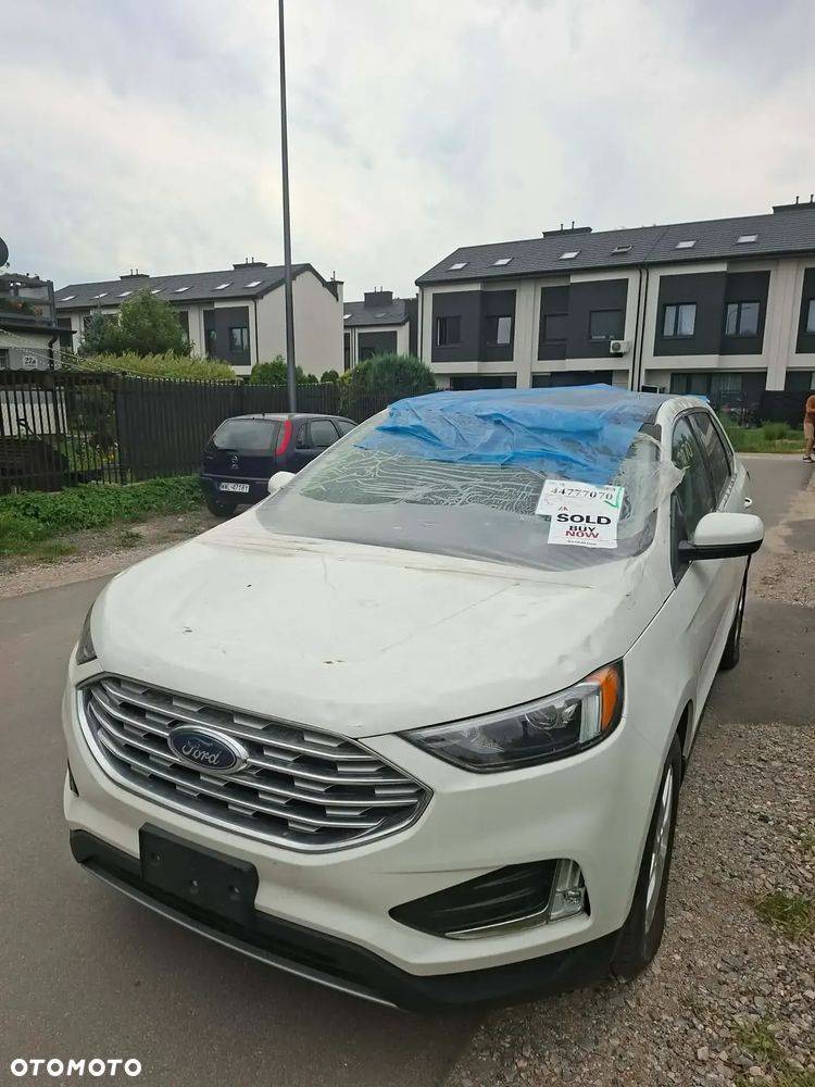 Ford Edge - 2