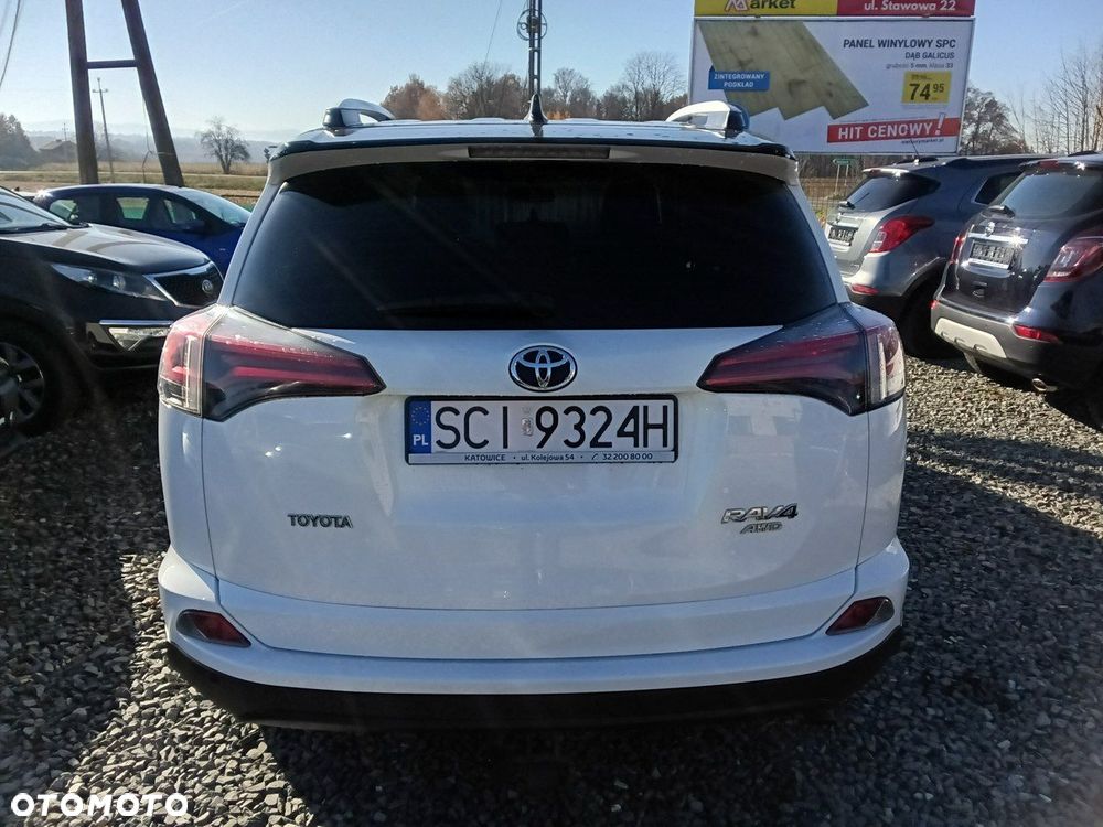 Toyota RAV4 - 5
