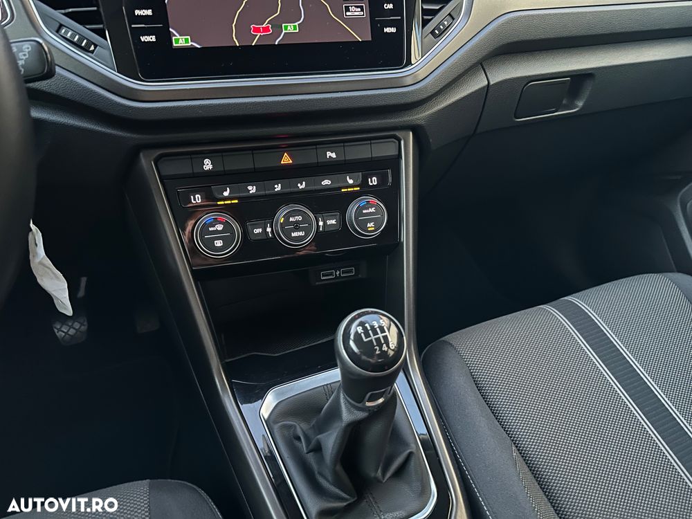 Volkswagen T-ROC 1.6 TDI SCR Style - 23
