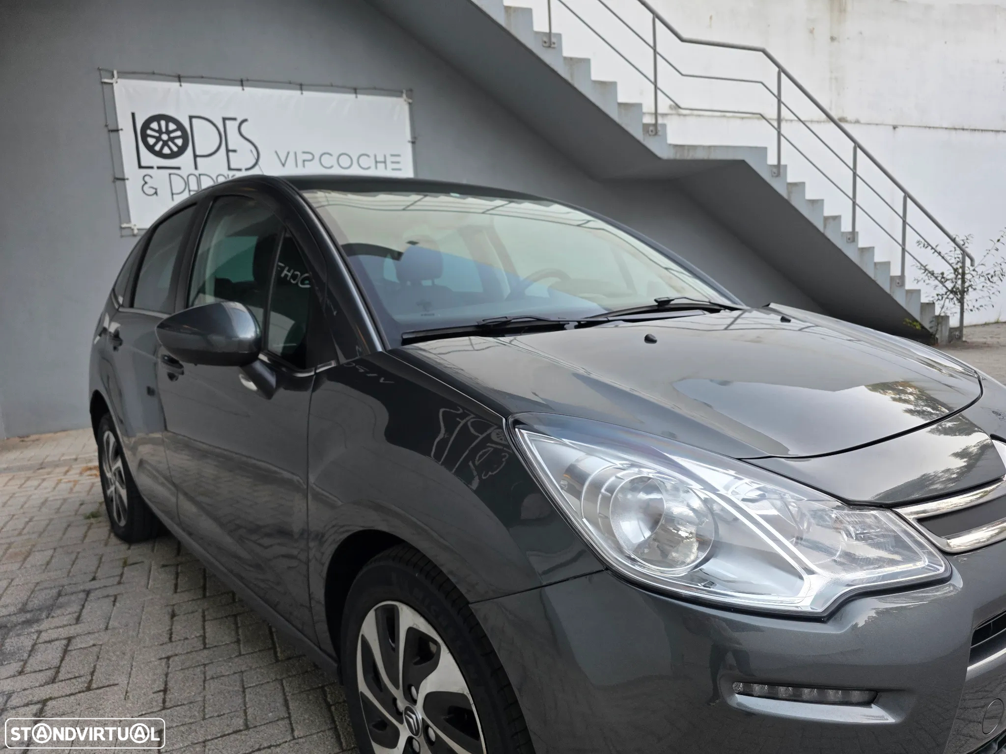 Citroën C3 1.6 BlueHDi Exclusive - 25