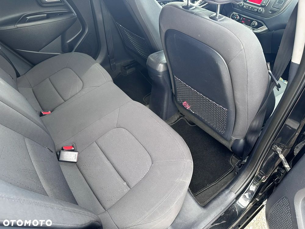 Kia Rio - 27