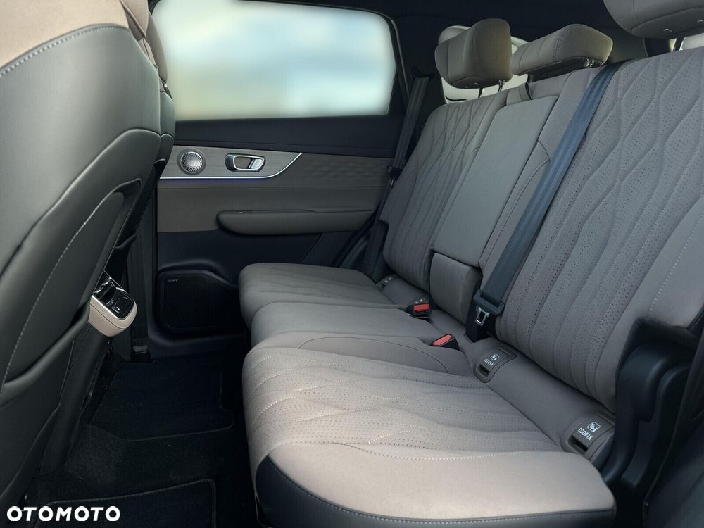 Chery Tiggo 8 - 12