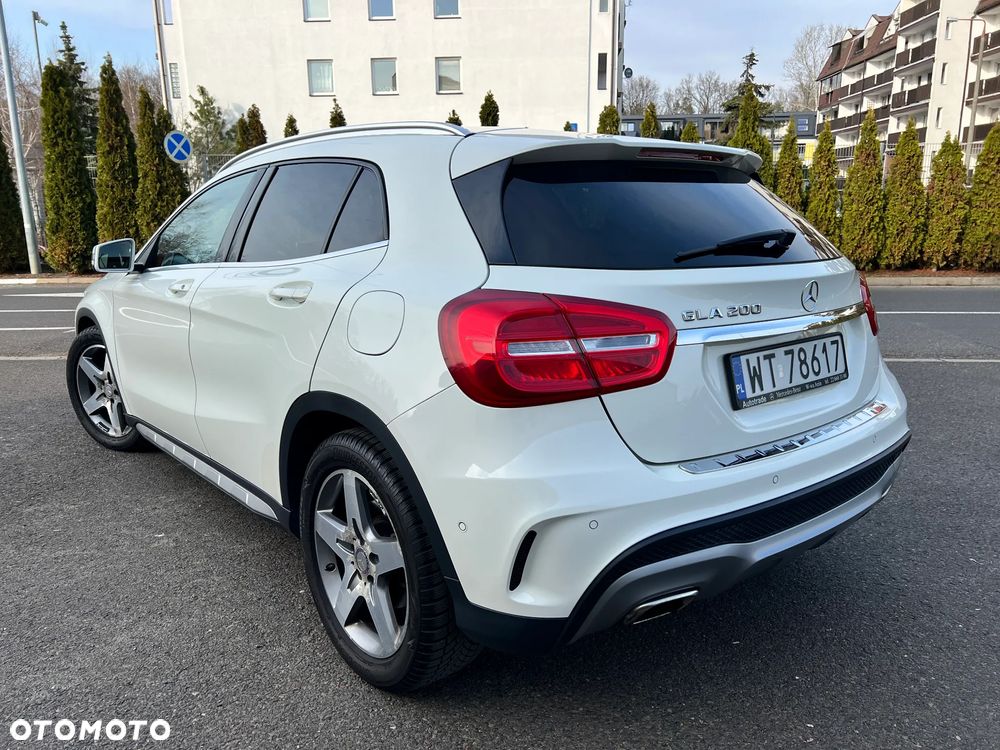 Mercedes-Benz GLA 200 7G-DCT AMG Line - 5