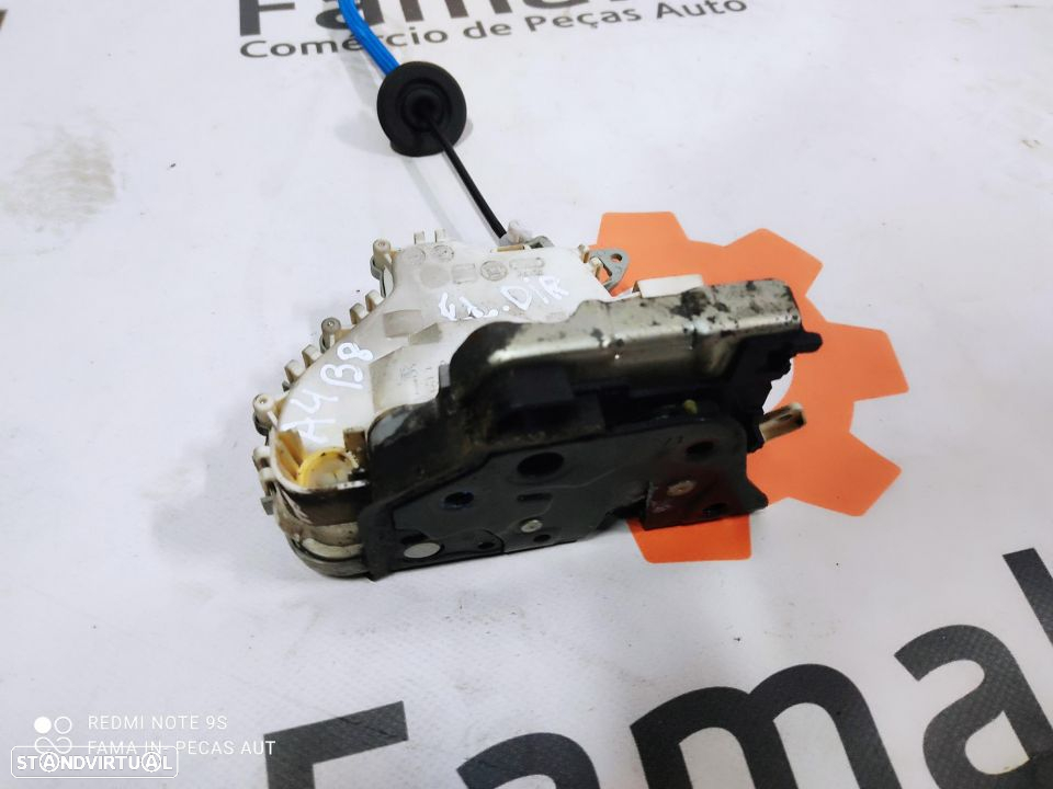 Ficheira da porta - AUDI A4 B8 - 2