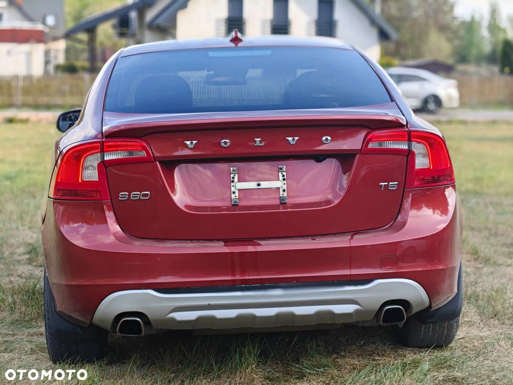 Volvo S60 2.5 T5 - 5