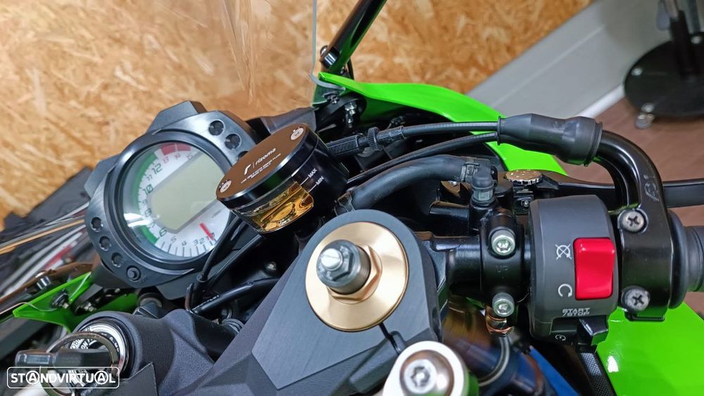Kawasaki Ninja ZX-10R - 8
