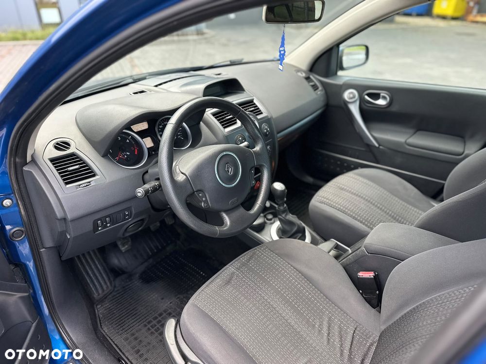 Renault Megane - 11