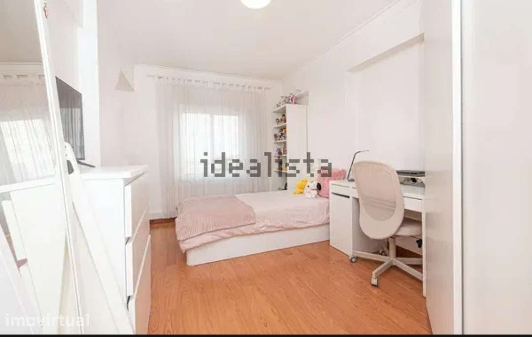 Arrenda T2 com 88 m² | Central | 2 Elevadores | Santa Marta – Corroios - Grande imagem: 5/16