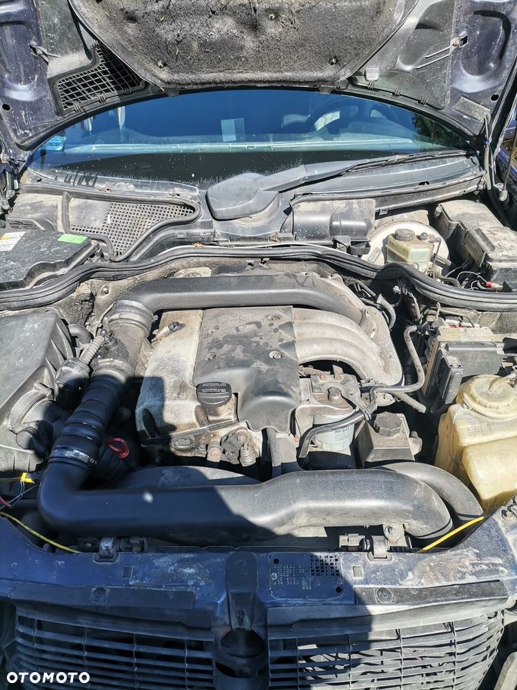 Mercedes-Benz Klasa E 290 TD Elegance - 9