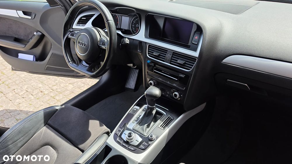Audi A4 Allroad 2.0 TDI DPF S tronic - 16