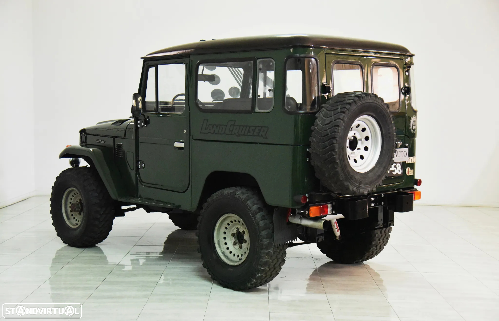 Toyota Land Cruiser - 8