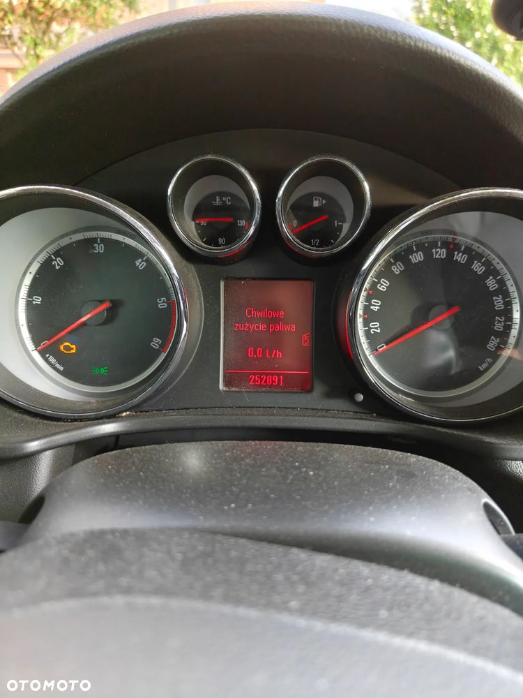 Opel Insignia 2.0 CDTI Sport - 8
