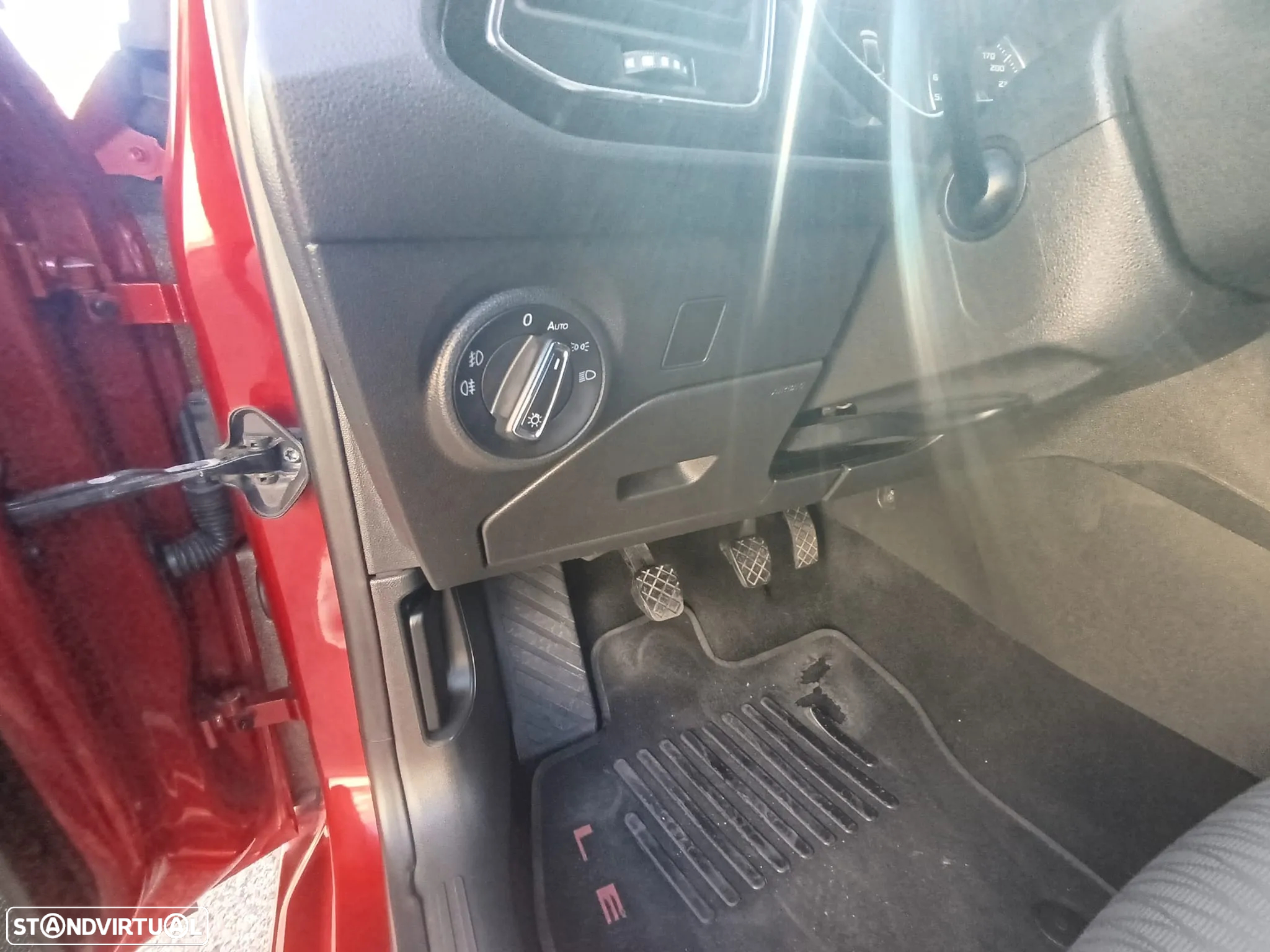 SEAT Leon ST 1.6 TDI Reference Ecomotive - 28