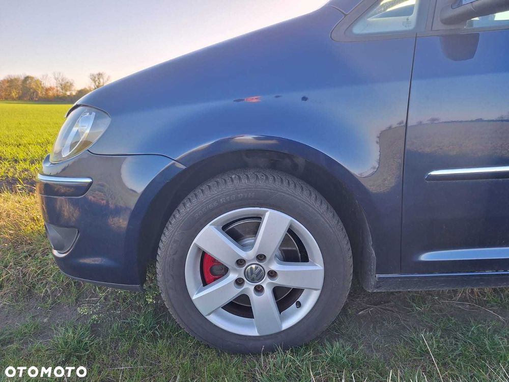Volkswagen Touran 2007 photo 5
