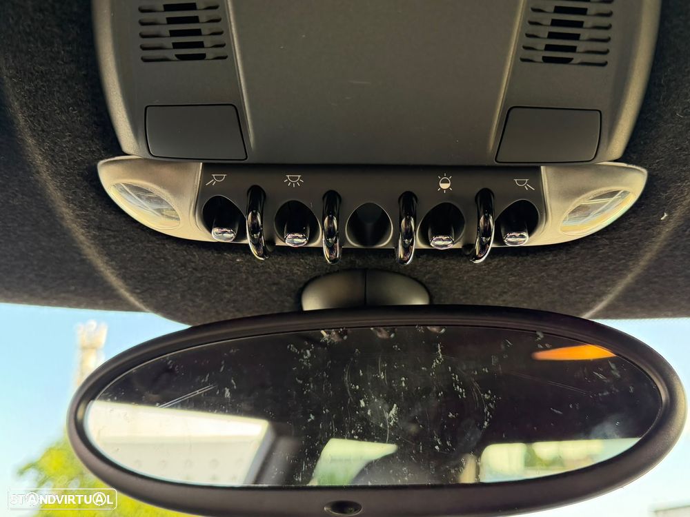 MINI 3 Portas Cooper D - 8