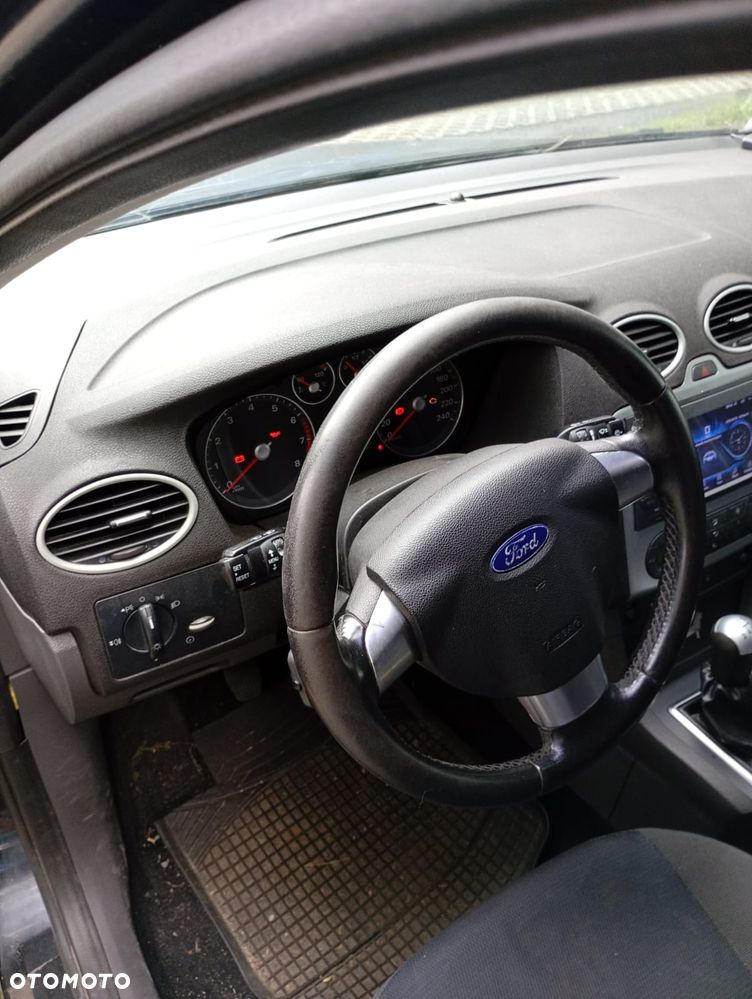 Ford Focus - 5