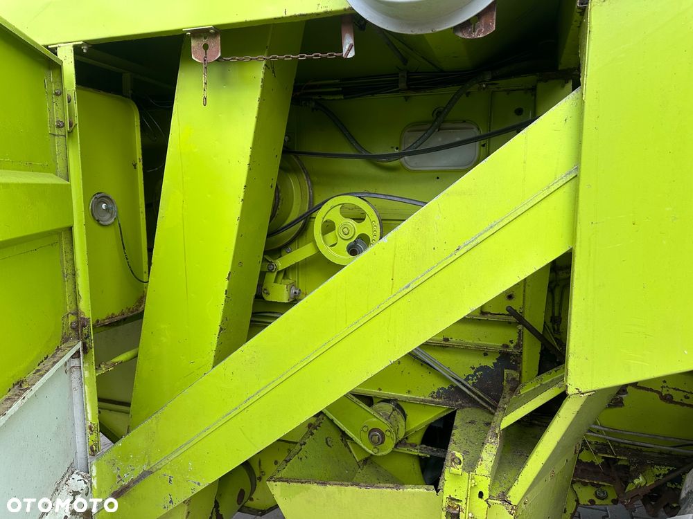 Claas Dominator 76 - 13