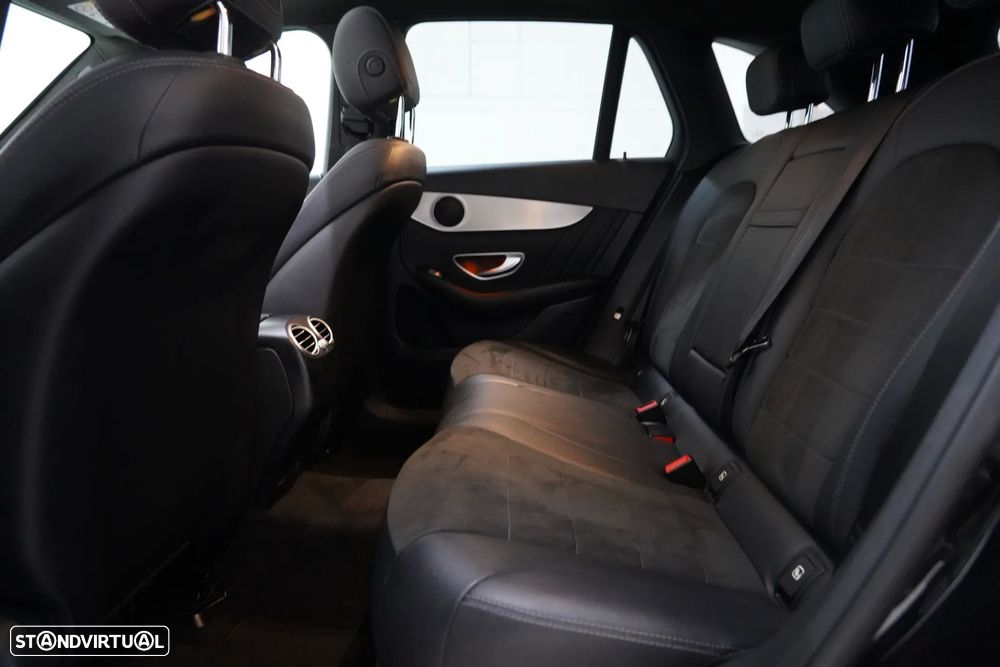 Mercedes-Benz GLC 350 e AMG Line 4-Matic — fotografia 7
