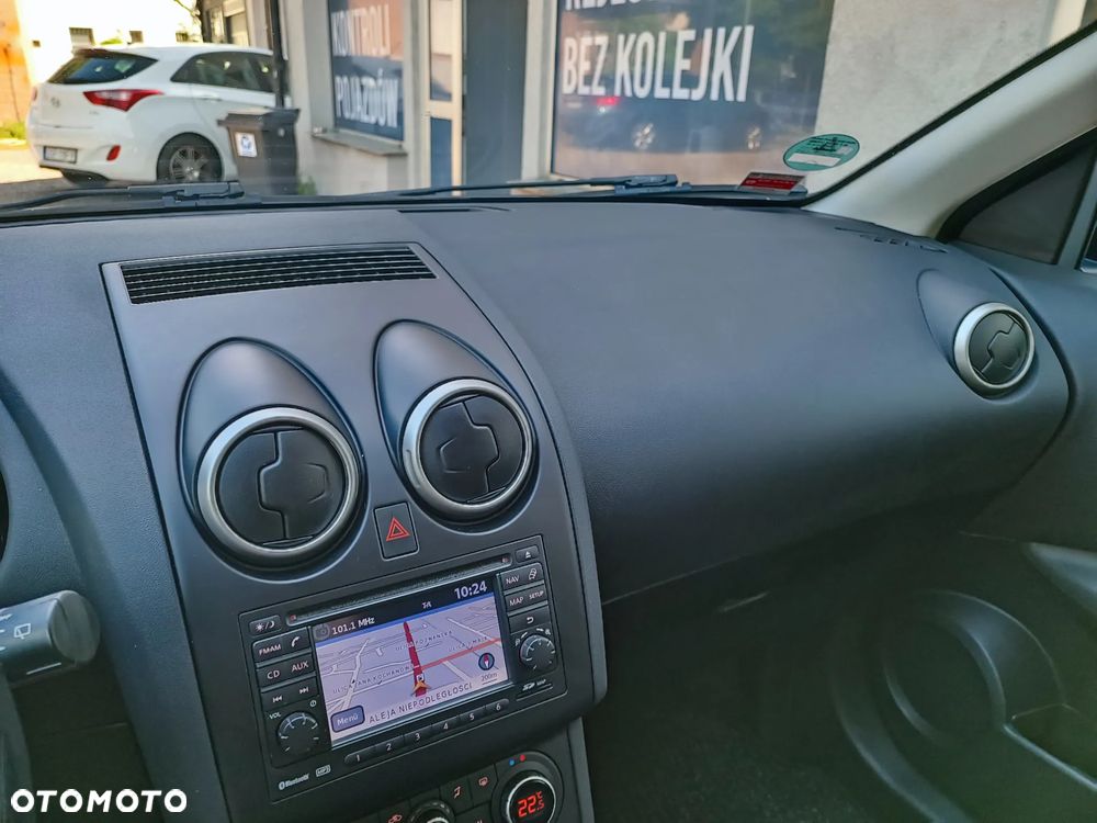 Nissan Qashqai 2.0 dCi DPF I-Way - 20