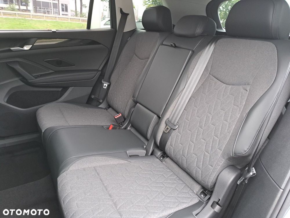 Volkswagen Tayron 1.5 eTSI mHEV Life Plus DSG - 17
