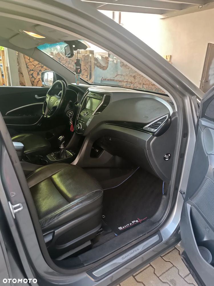 Hyundai Santa Fe 2.0 CRDI Style - 11