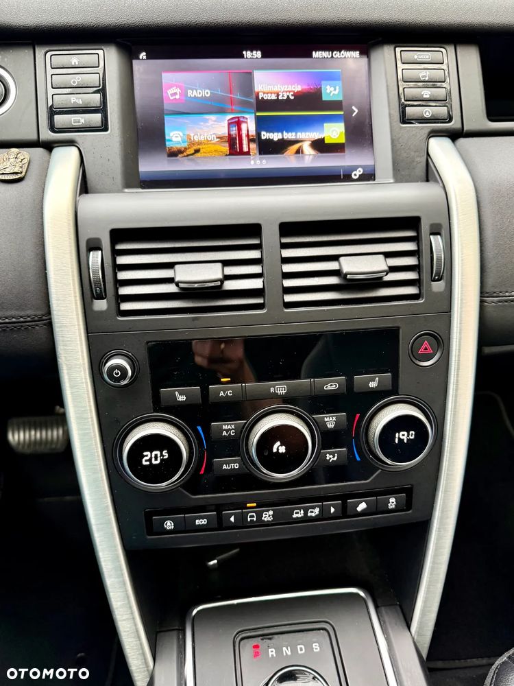 Land Rover Discovery Sport - 17