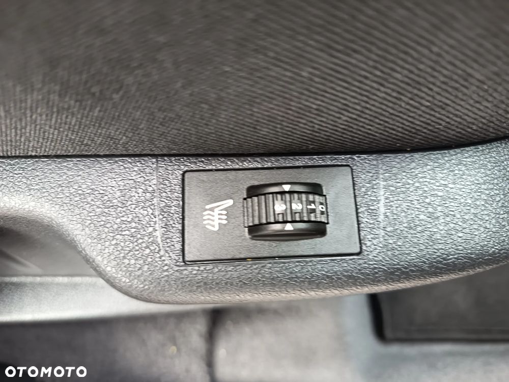 Peugeot 5008 BlueHDI 120 EAT6 Stop & Start Allure - 27
