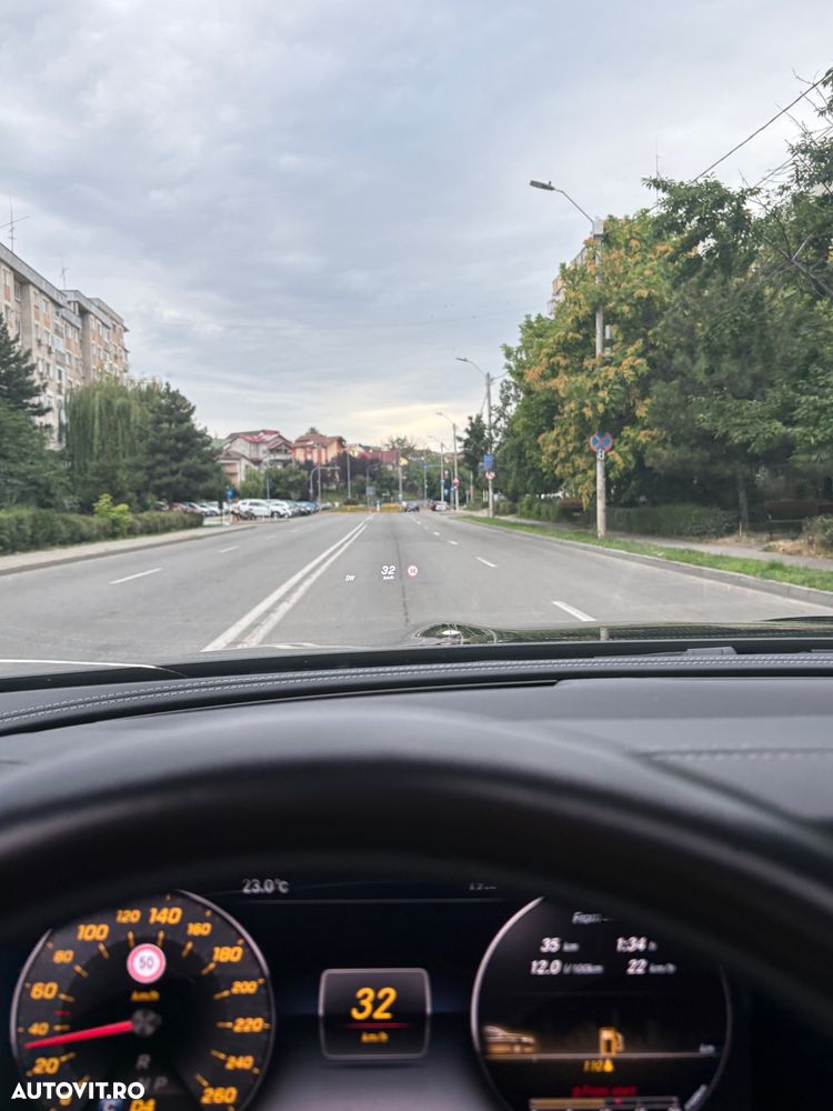 Mercedes-Benz E 200 - 18