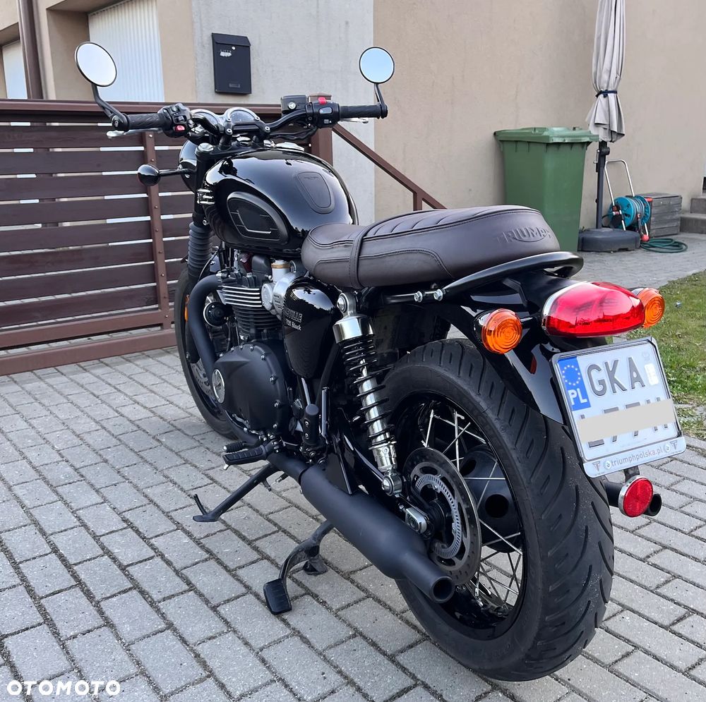 Triumph Bonneville - 11