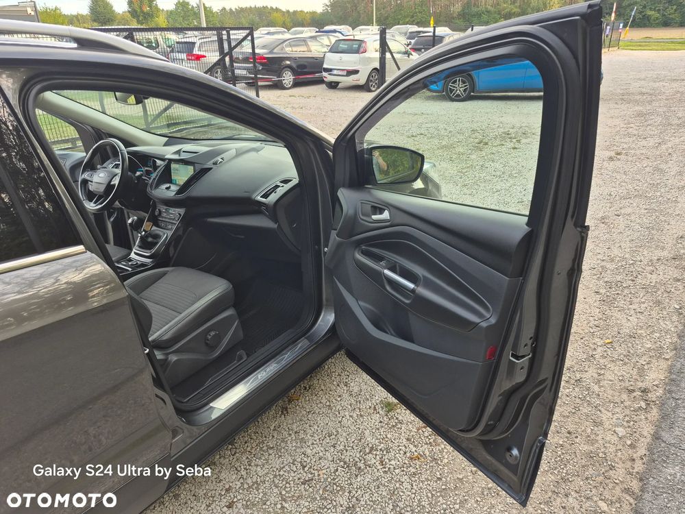 Ford Kuga 2.0 TDCi 4x4 Titanium - 29