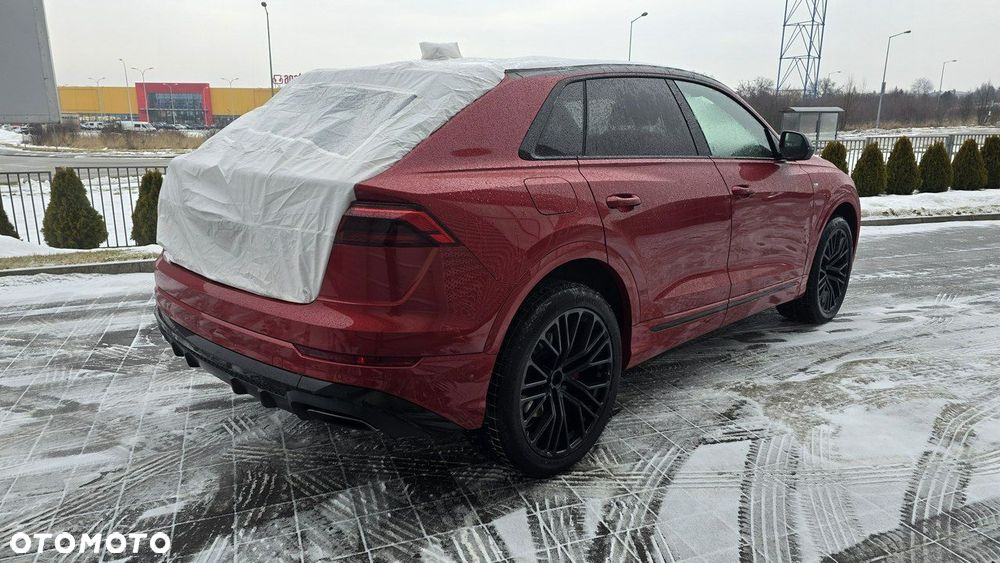 Audi Q8 - 5