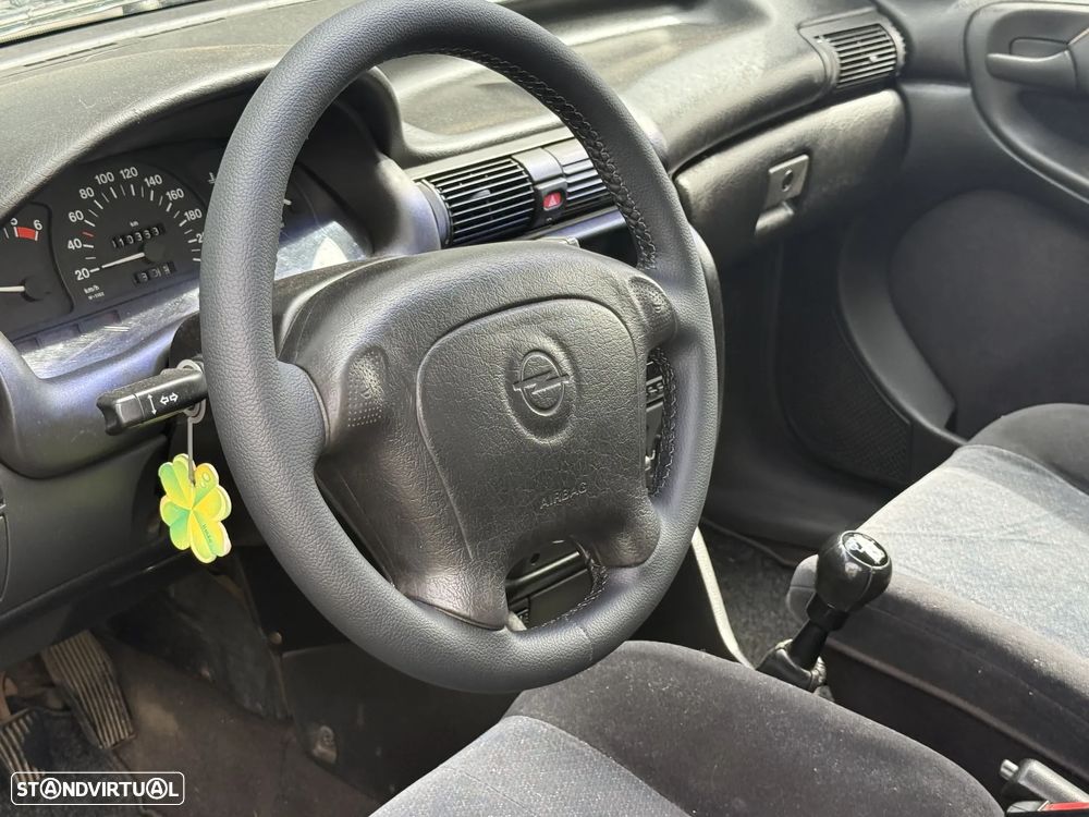 Opel Astra Caravan 1.7 TD GLS - 15