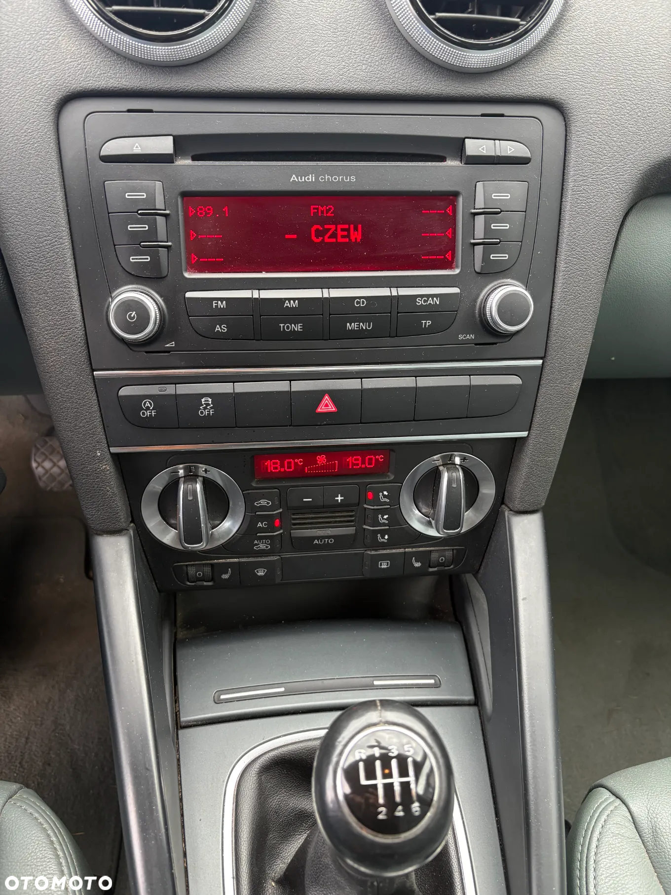 Audi A3 2.0 TDI DPF S line Sportpaket - 9