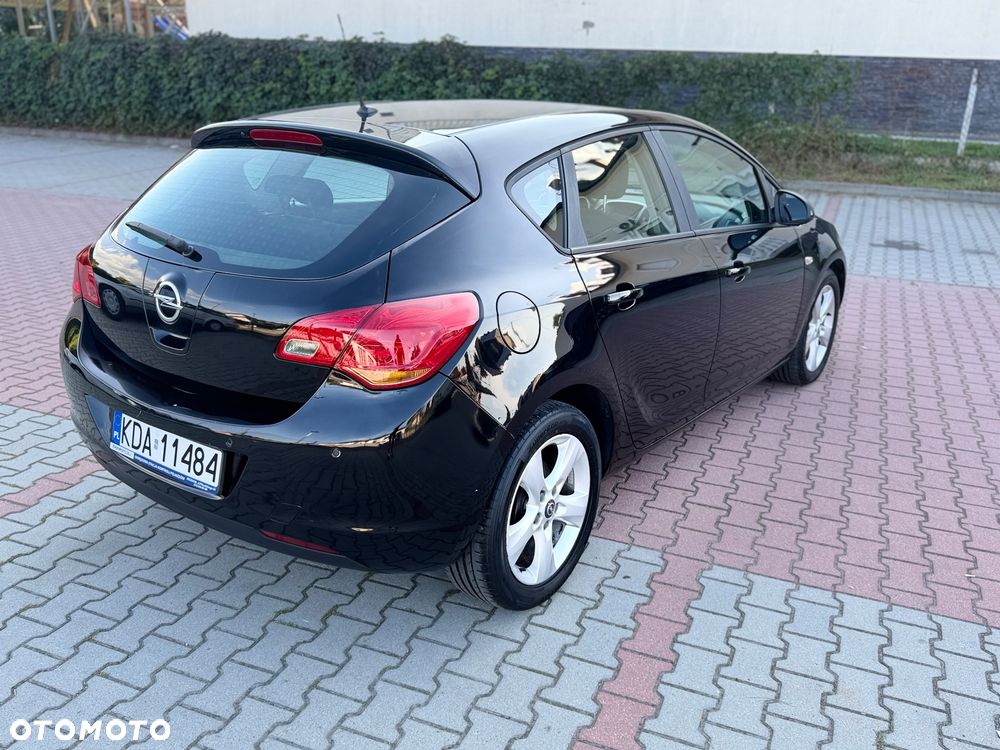 Opel Astra - 6